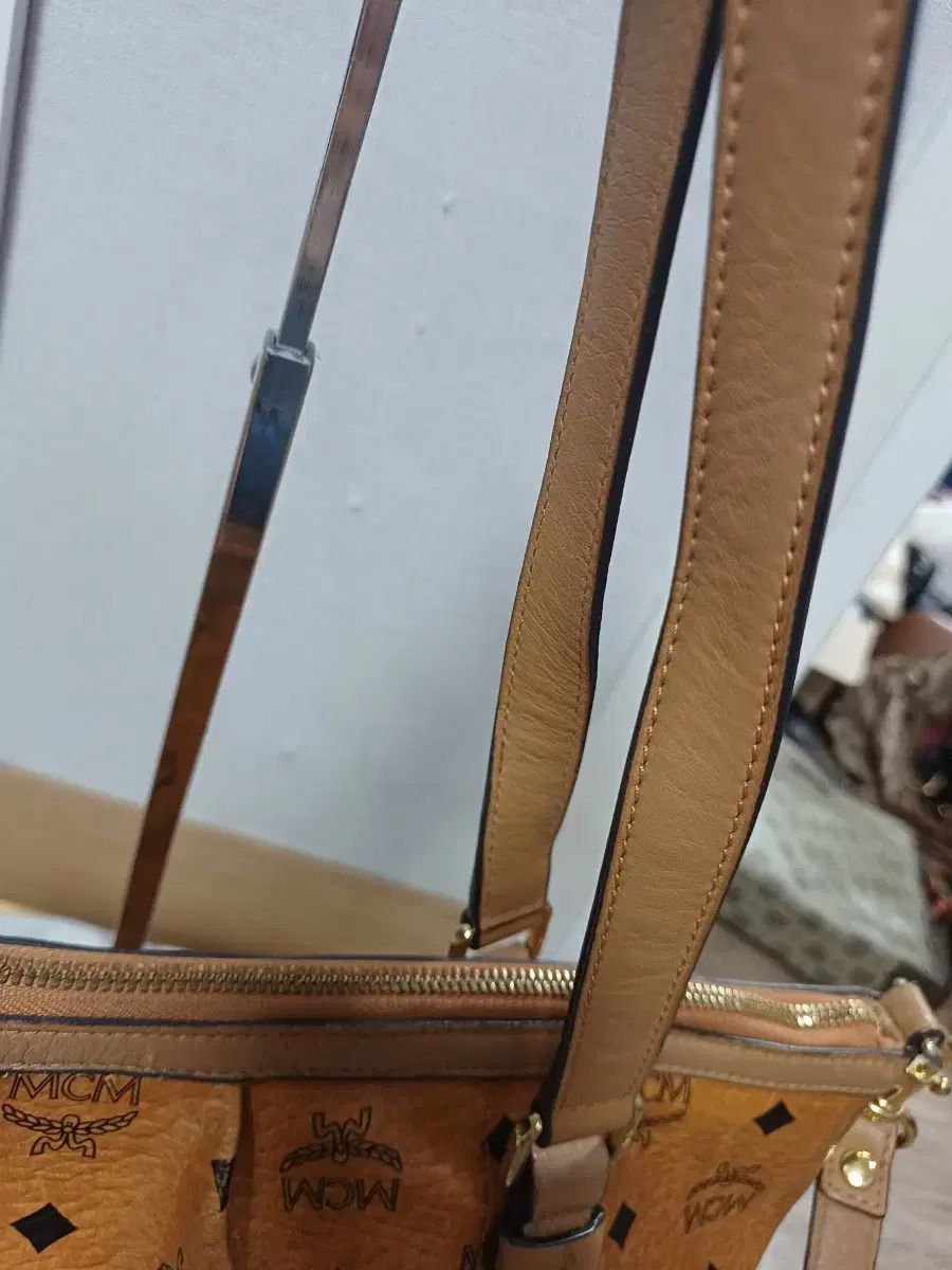 MCM バッグ タグあり