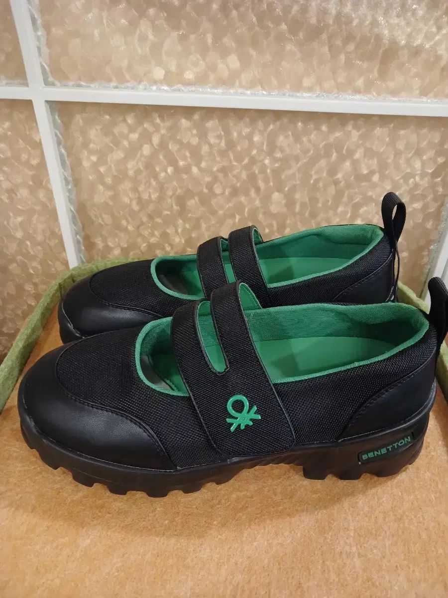 ベネトン レディース メリージェーン シューズ 245 サイズ