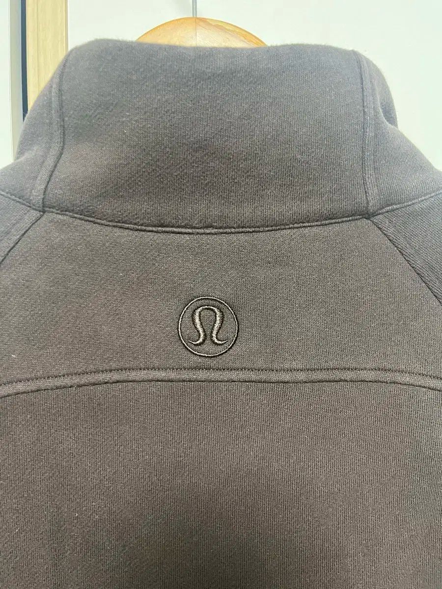 ハーフジップアップ