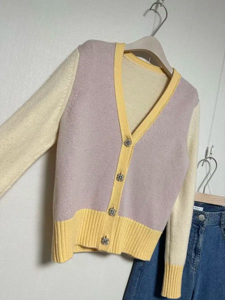 ジュエリーボタン カシミア100 シーキン バイ カーディガン