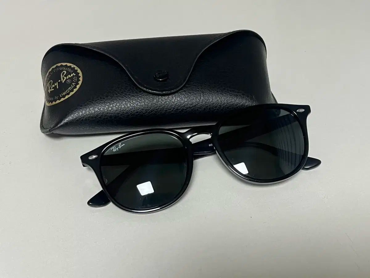 レイバン サングラス ブラック ケース含む
