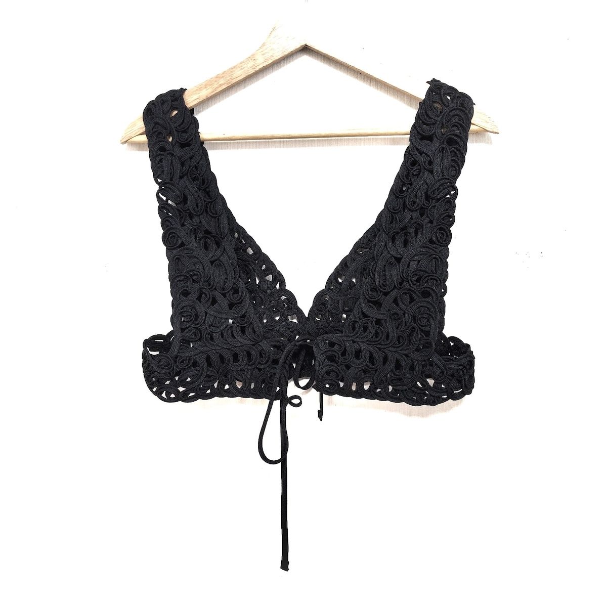 AEWENMATOPH イウエンマトフ　ベスト AEWENMATOPH(イウエンマトフ) ベスト レディース美品 - 黒 - メルカリ