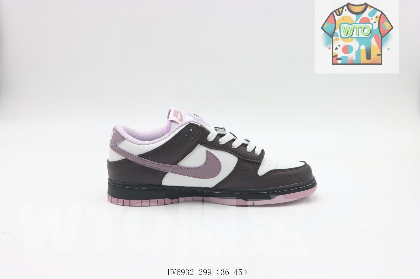 ナイキ ダンク ロー SE スネークスキン HV6932-299