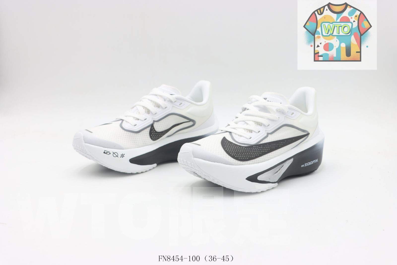 スモークグレー メタリックシルバー