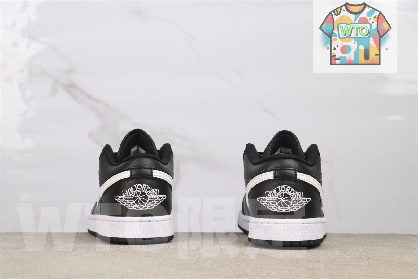 553558-043ナイキ エアジョーダン1