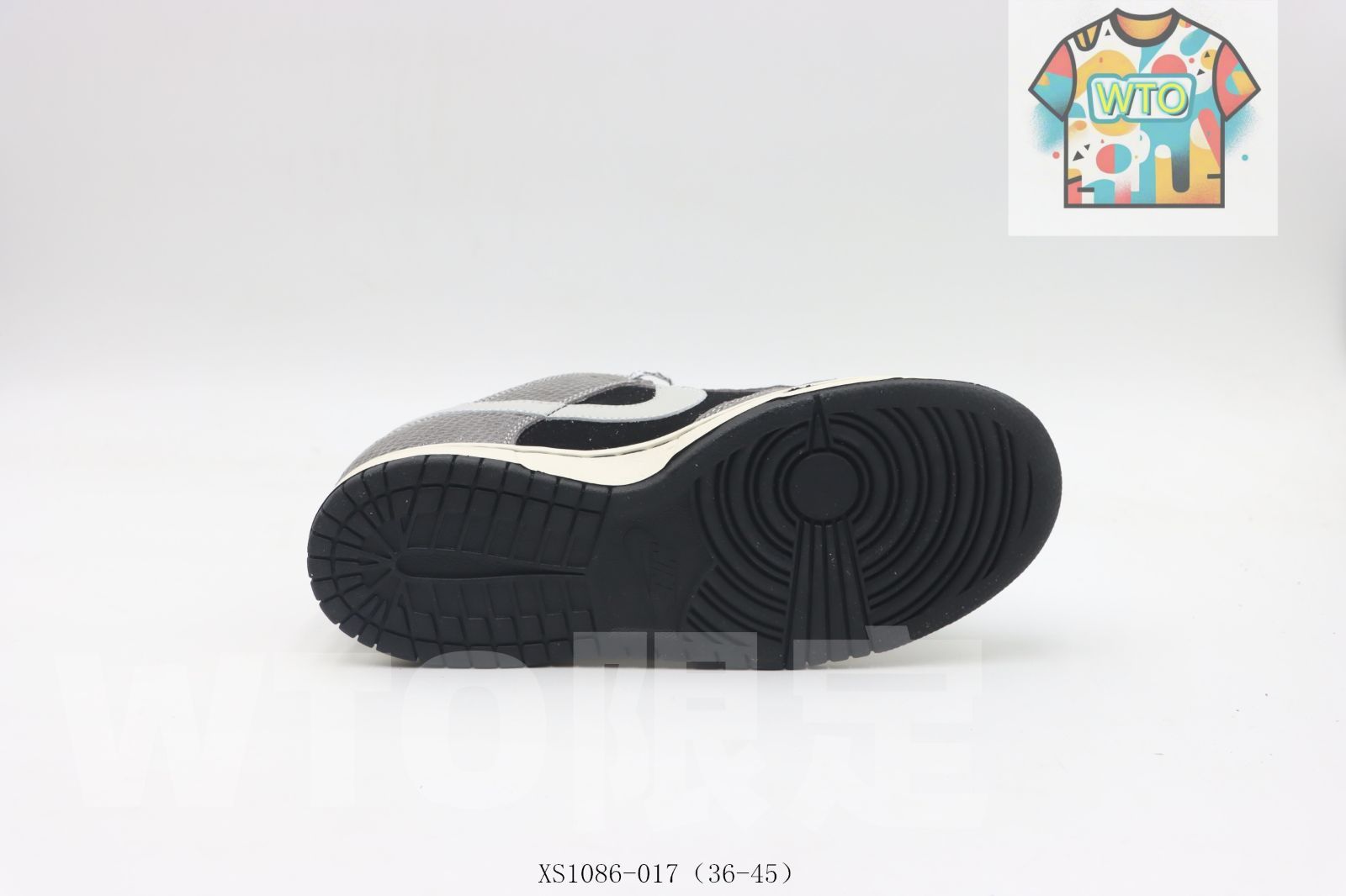 ナイキSBローカットスケートシューズ