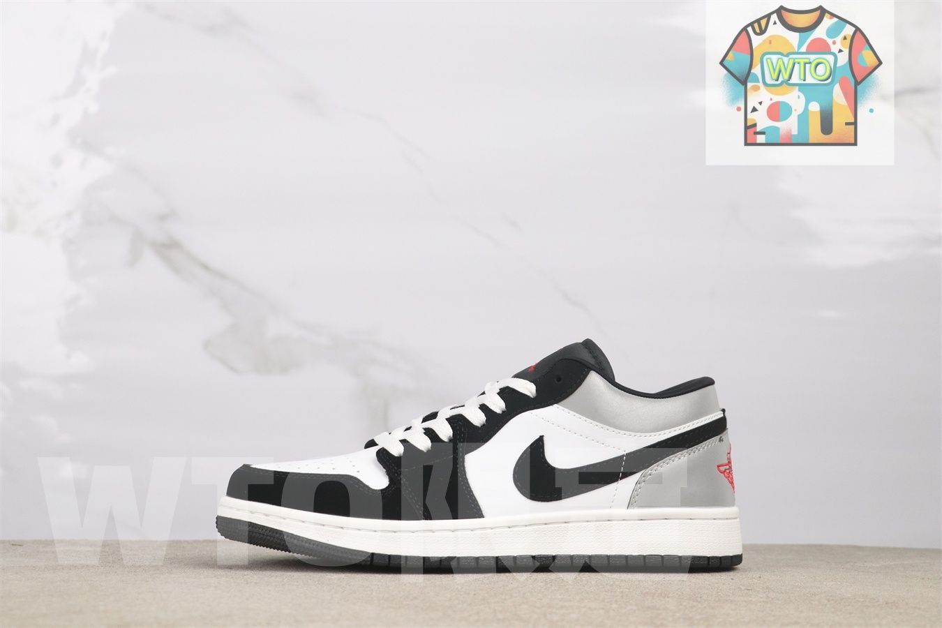 ナイキ GS エアジョーダン1 ロー パンダトゥ HF3188-106