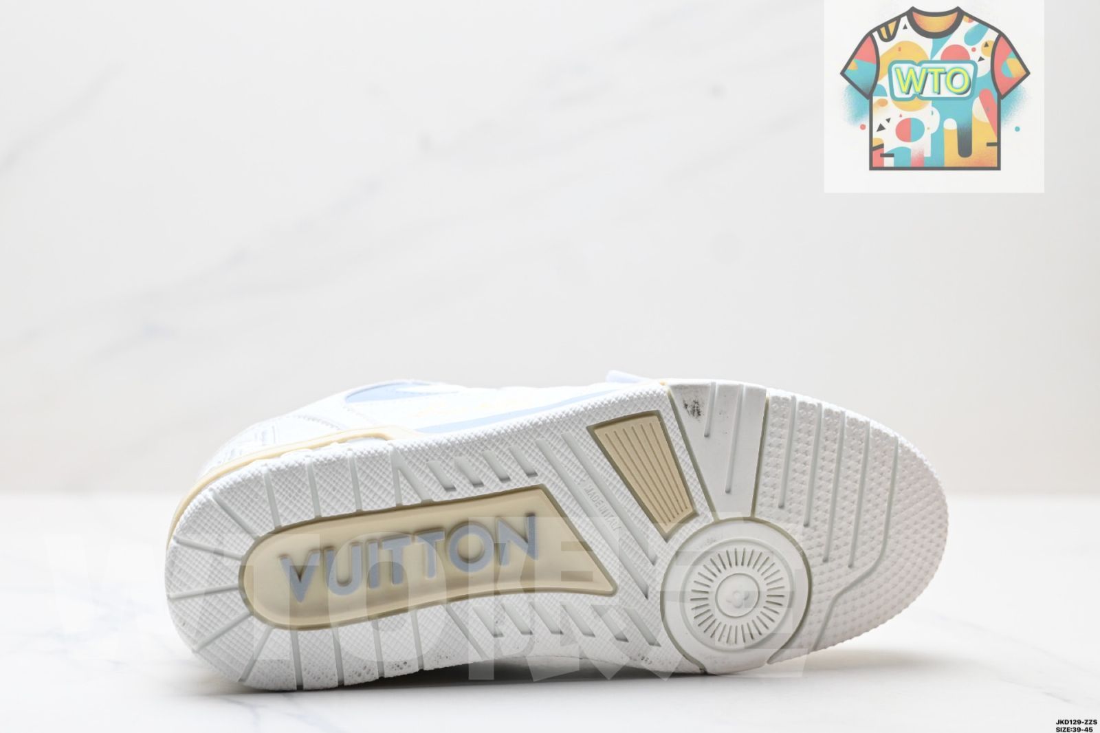 マッチングしやすいスニーカー02-WTO輸入2