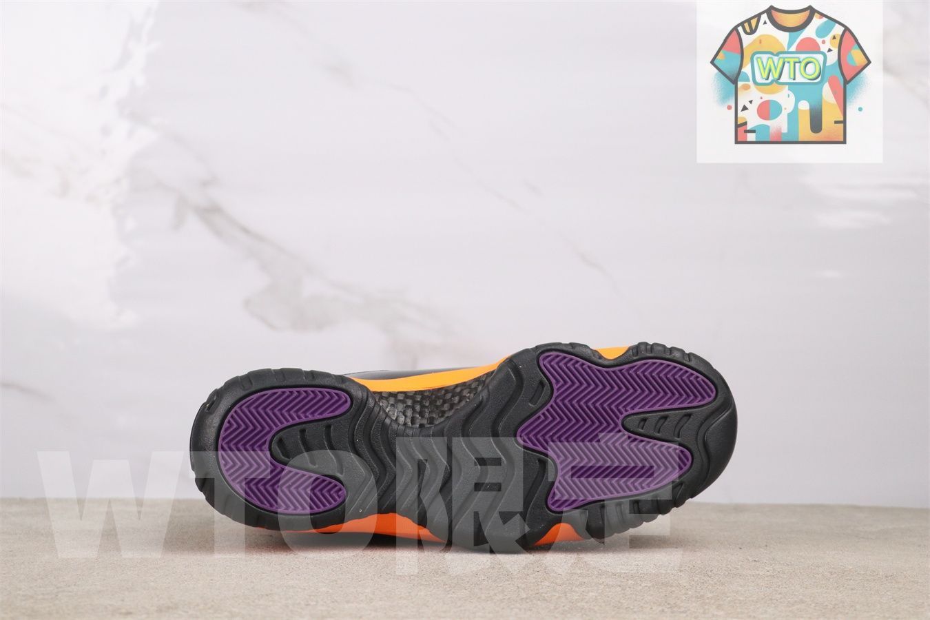  ジョーダン エアジョーダン AJ 11 ジョーダン11代ハイカットシリーズ 品番 CT 8012-800 スニーカー 靴