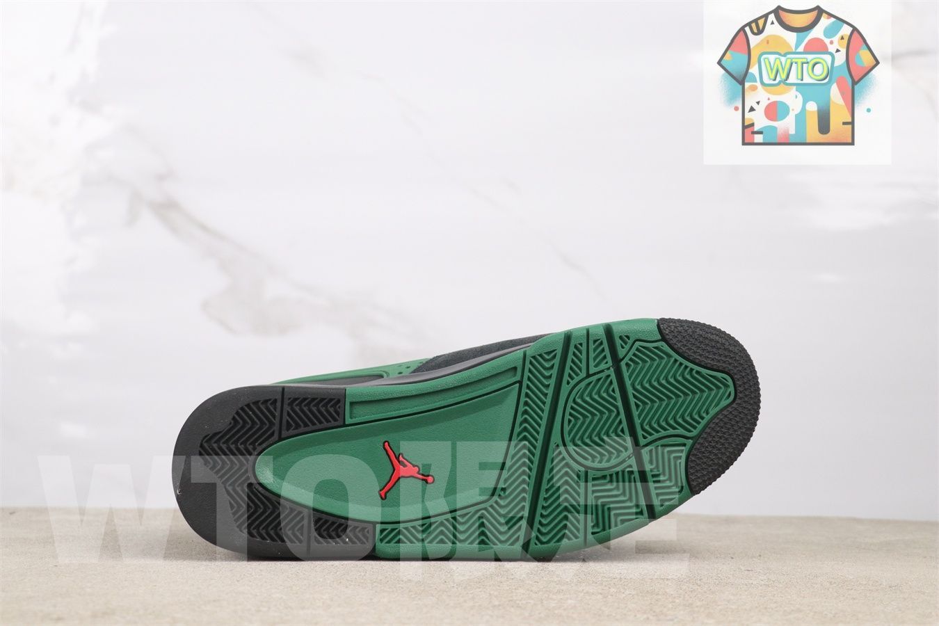 7939-003ナイキ エアジョーダン4