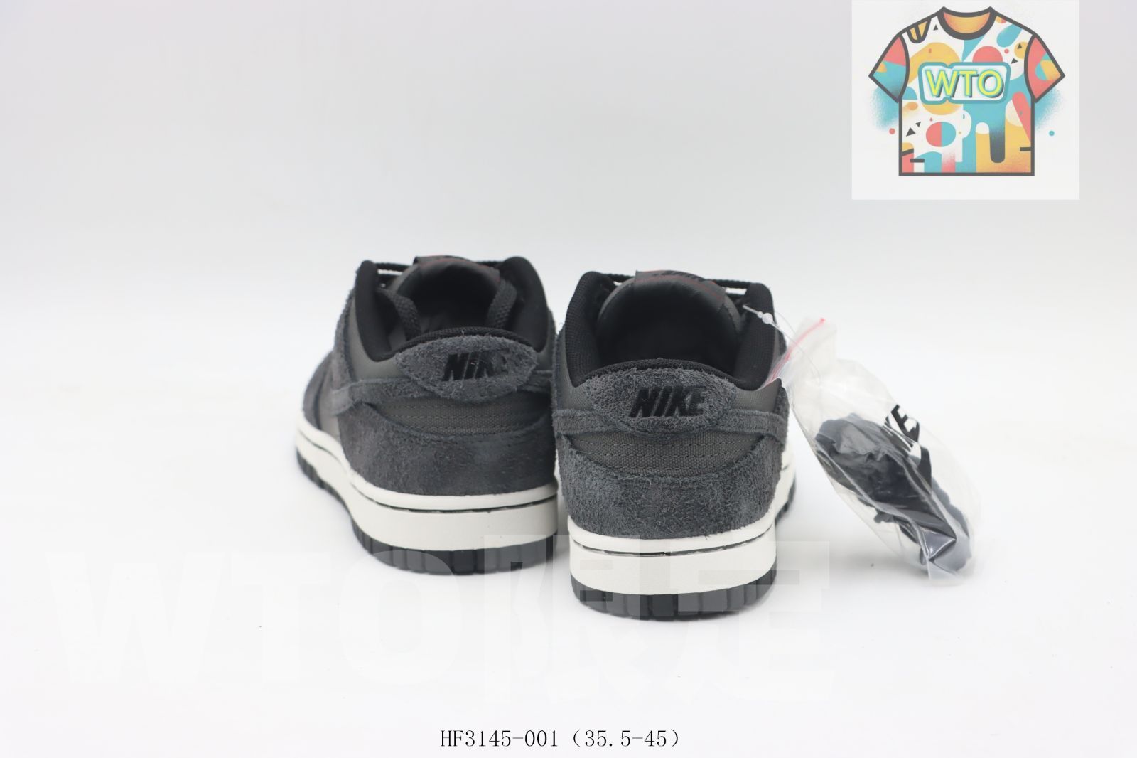 アンド ブラック