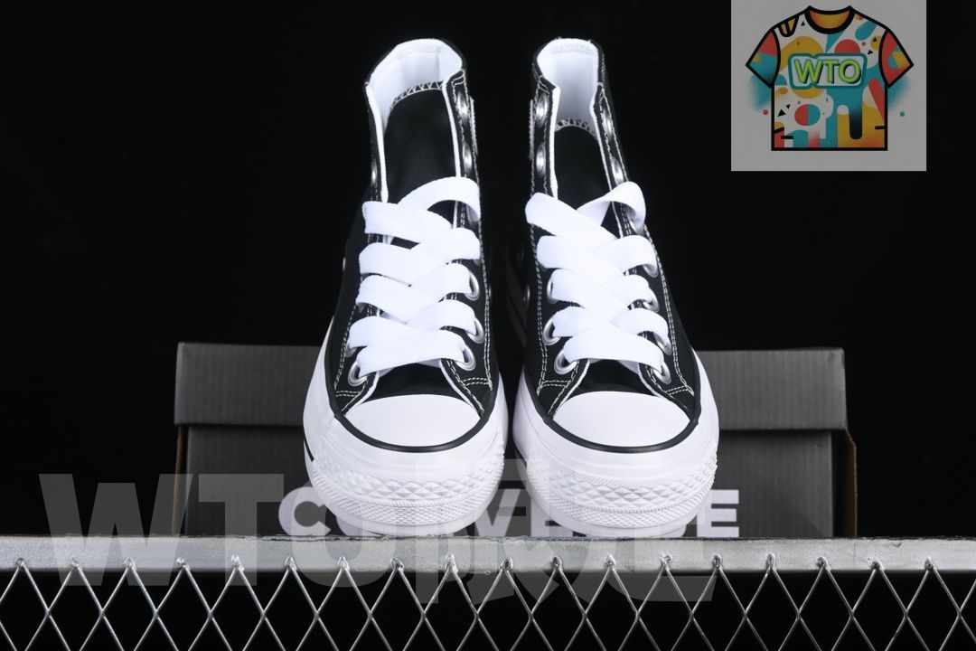 ハイカット カンバスシューズ