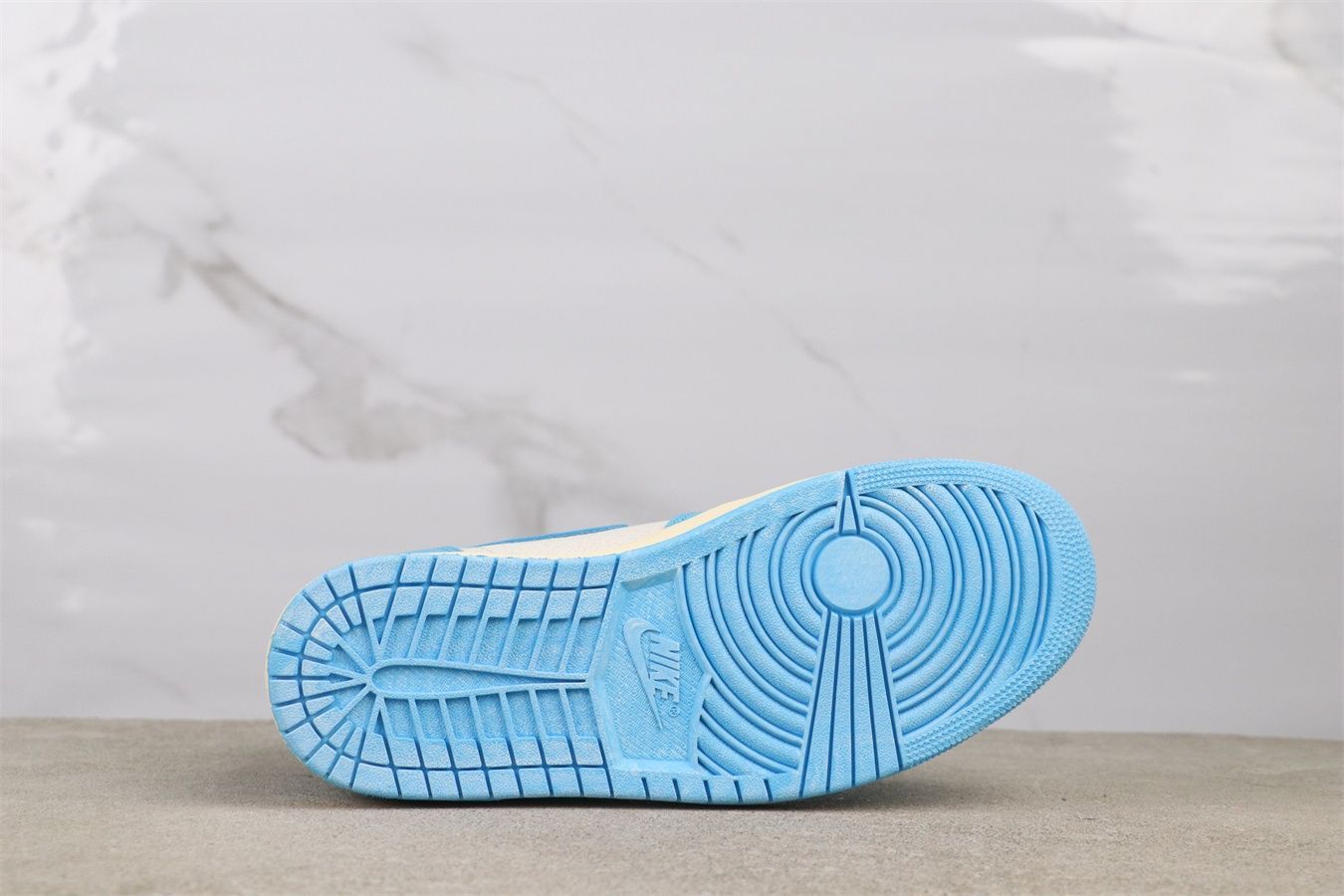  全新 ナイキ エアジョーダン1 ハイ OG UNC リイマジンド DZ 5485 402 スニーカー 靴