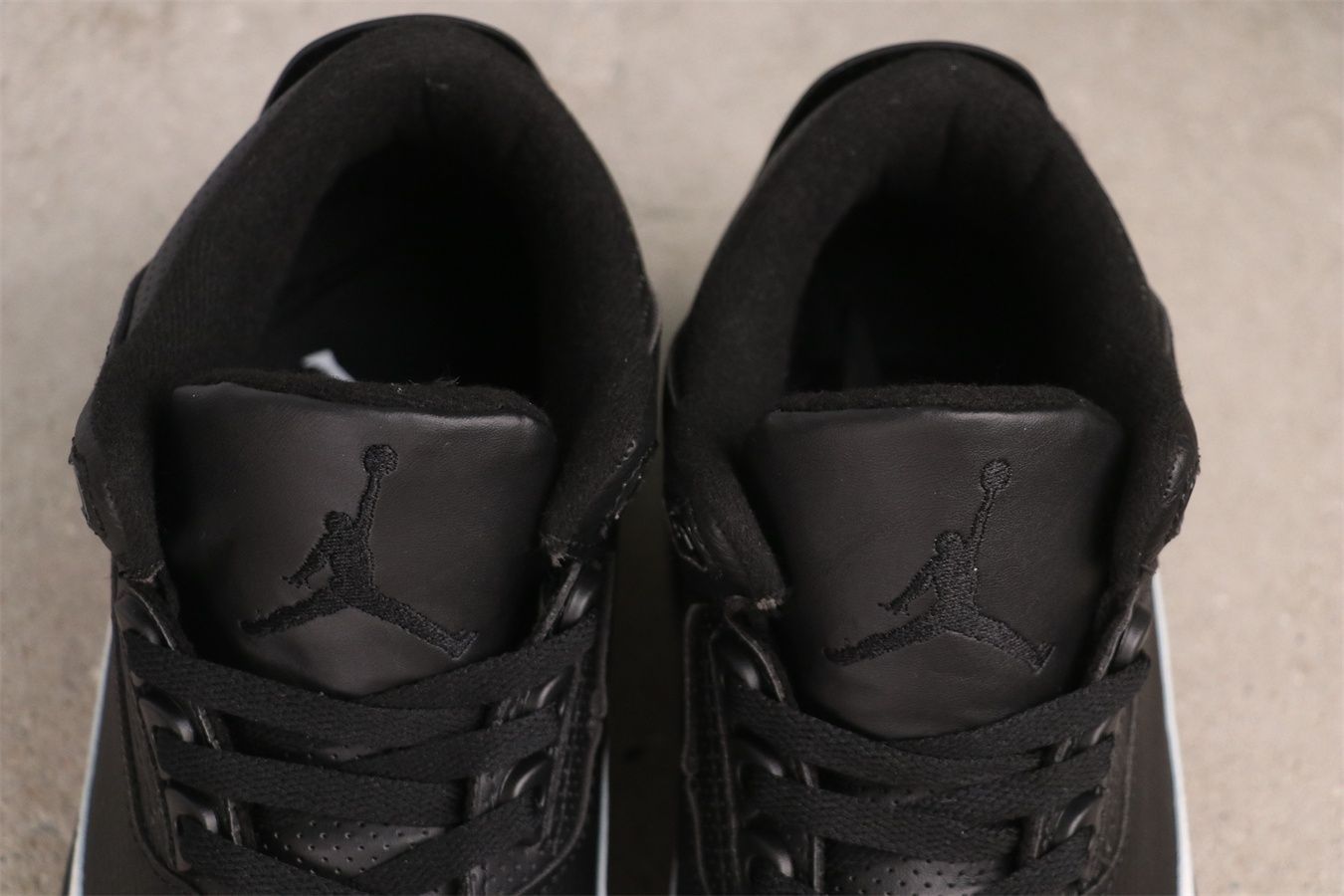 136064-080 ブラック＆ホワイト