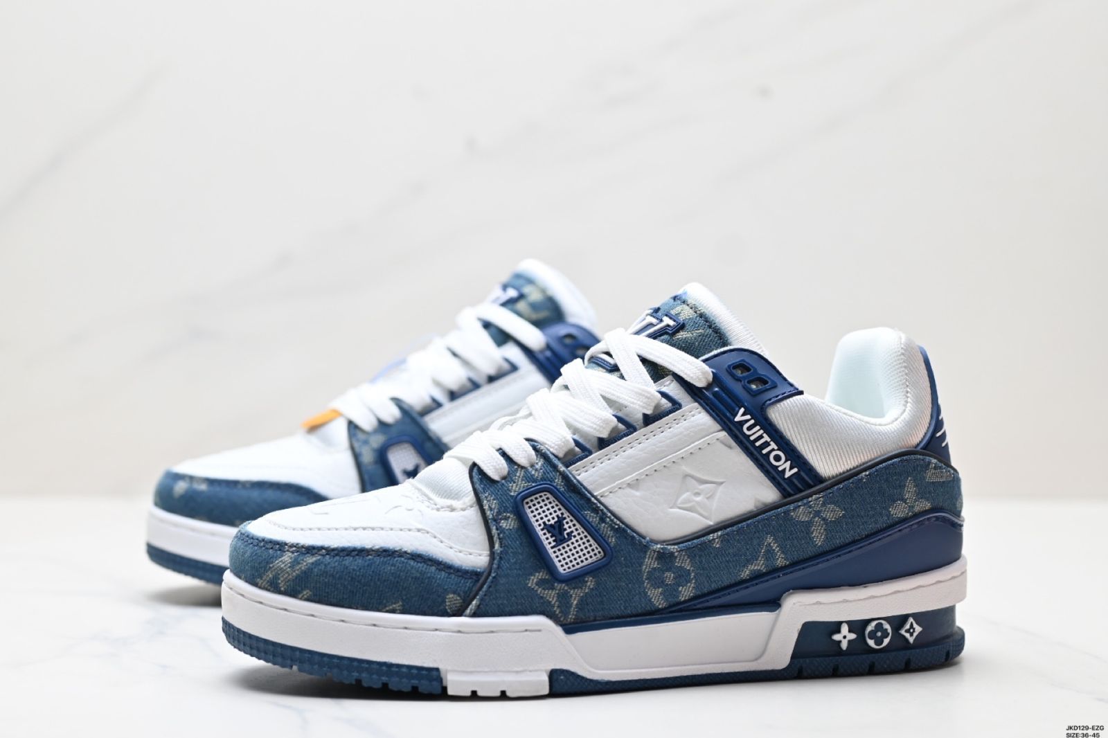 ロー カジュアルスポーツシューズ