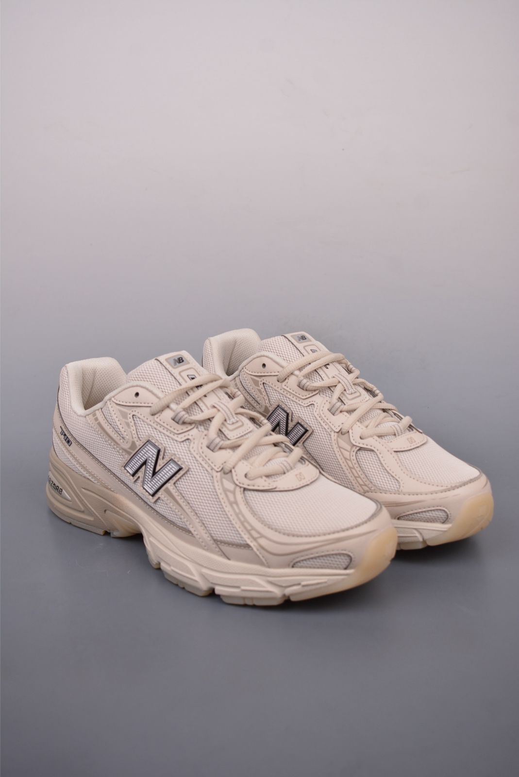 全新 ニューバランス 740シリーズ レトロ ダディーシューズ カジュアル ランニングシューズ U740LN1H8