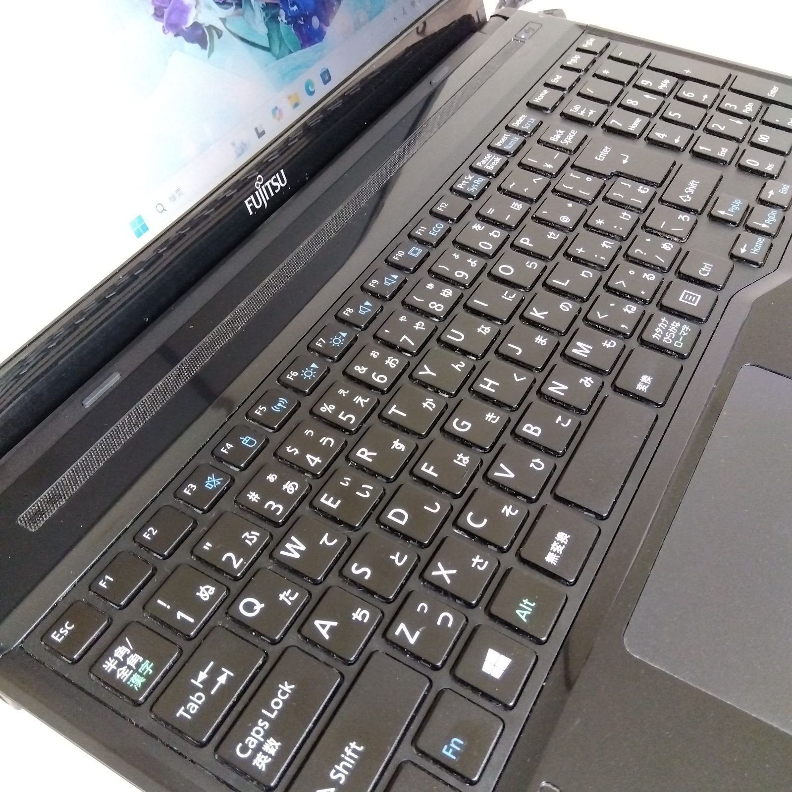 Windows11✨快適SSD✨書類作成用に✨富士通黒ノートパソコン/カメラ薄型 Windows11✨快適SSD✨書類作成用に✨富士通黒ノートパソコン/カメラ薄型