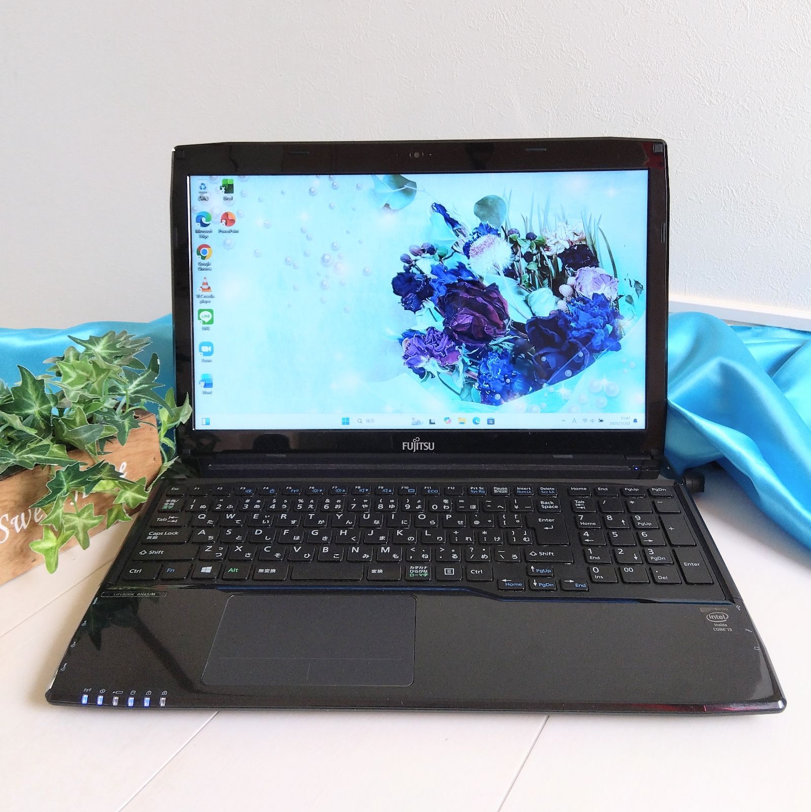 Windows11✨高速SSD✨富士通ノートパソコン✨カメラ＆Office付きPC✨79