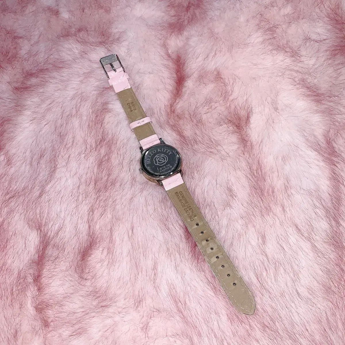 ベイビーピンク リスト時計