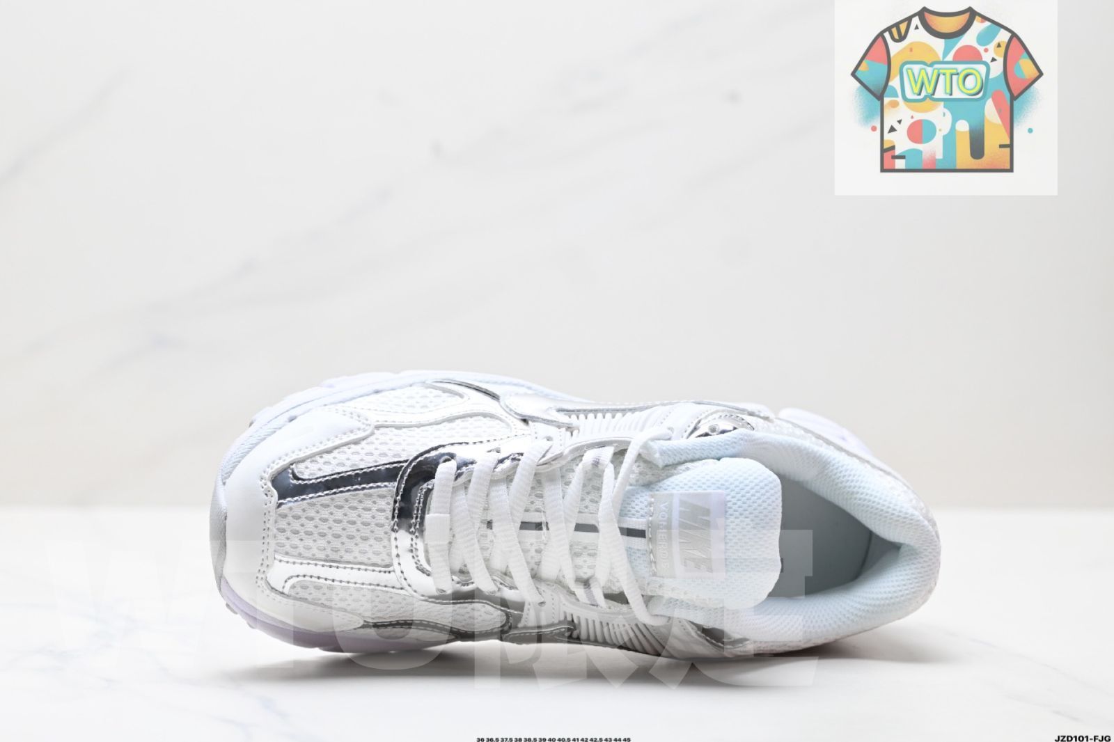 今日 ナイキ Nike Zoom Vomero 5 マラソンレトロランニング 代レジャースポーツジョギングシューズ