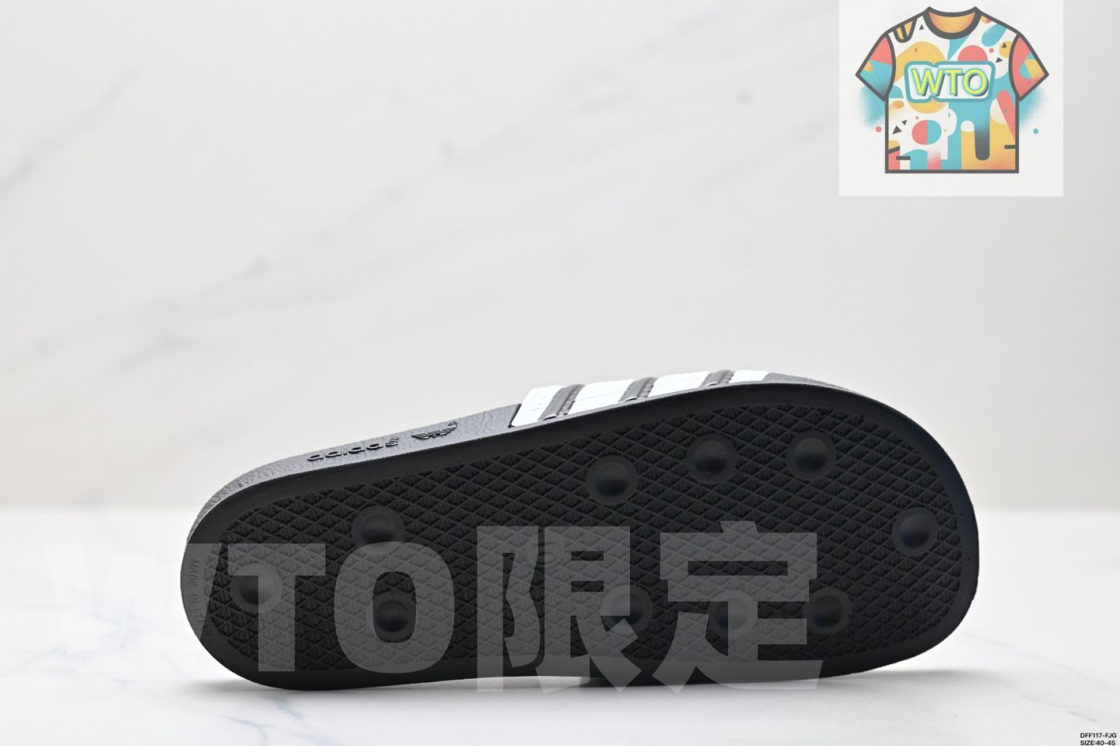 運動向け快適ゴム底スリッパ