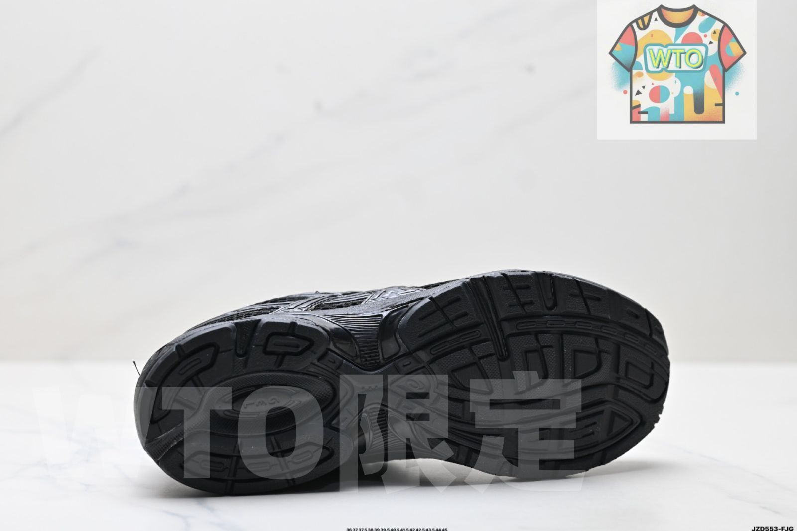 クッション 通気性優れたスポーツカジュアルシューズ