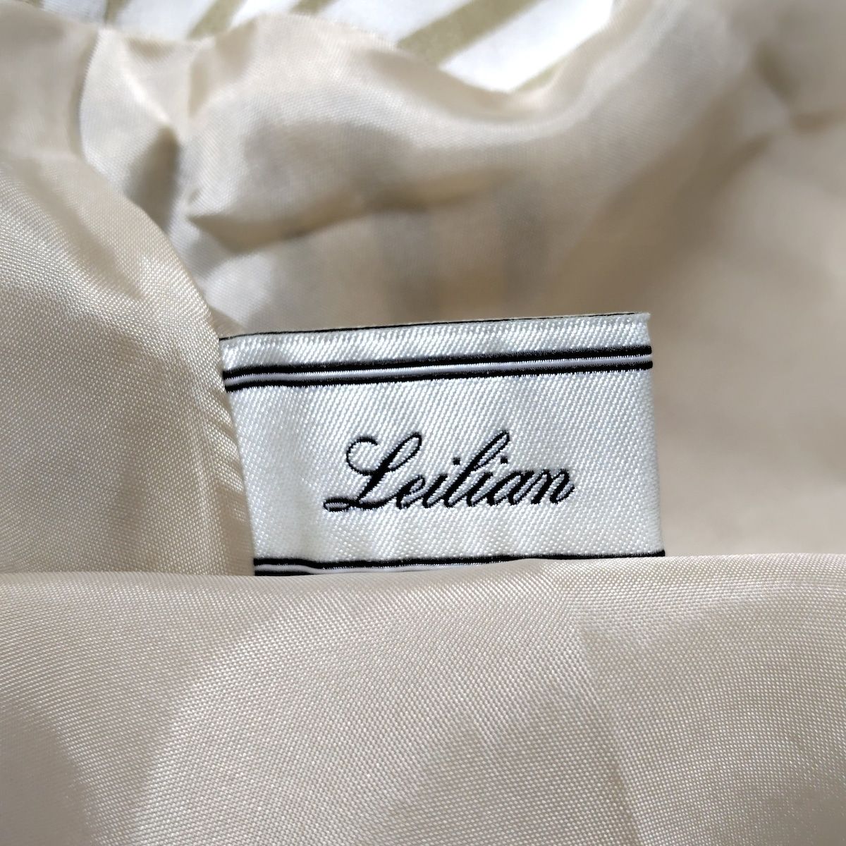 白×ブルーグレー×マルチ