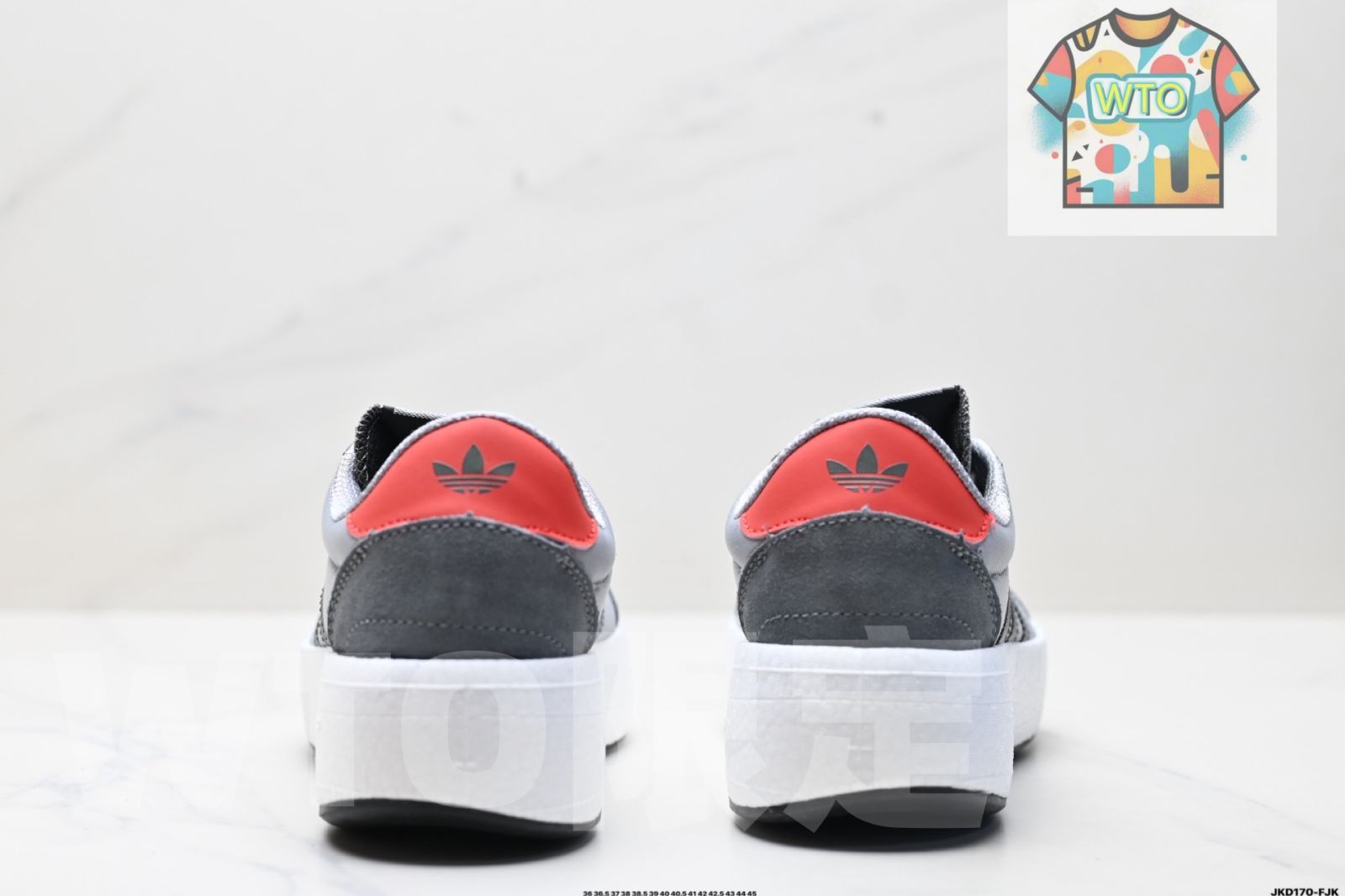 滑り止めと摩耗に強いロートップスポーツランニングシューズ