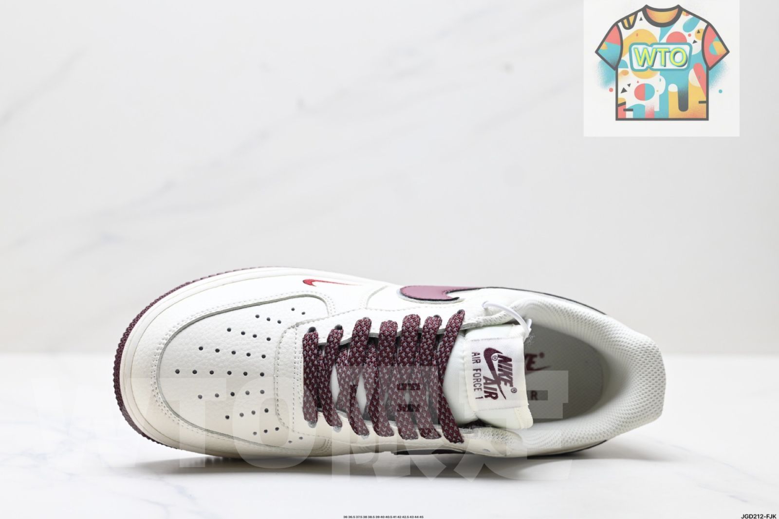 NIKE AIR FORCE 1‘07 LV8オリジナルの型紙とボードを使用し 純正なロートップエアフォースワンのフォルムを実現-WTO輸入4