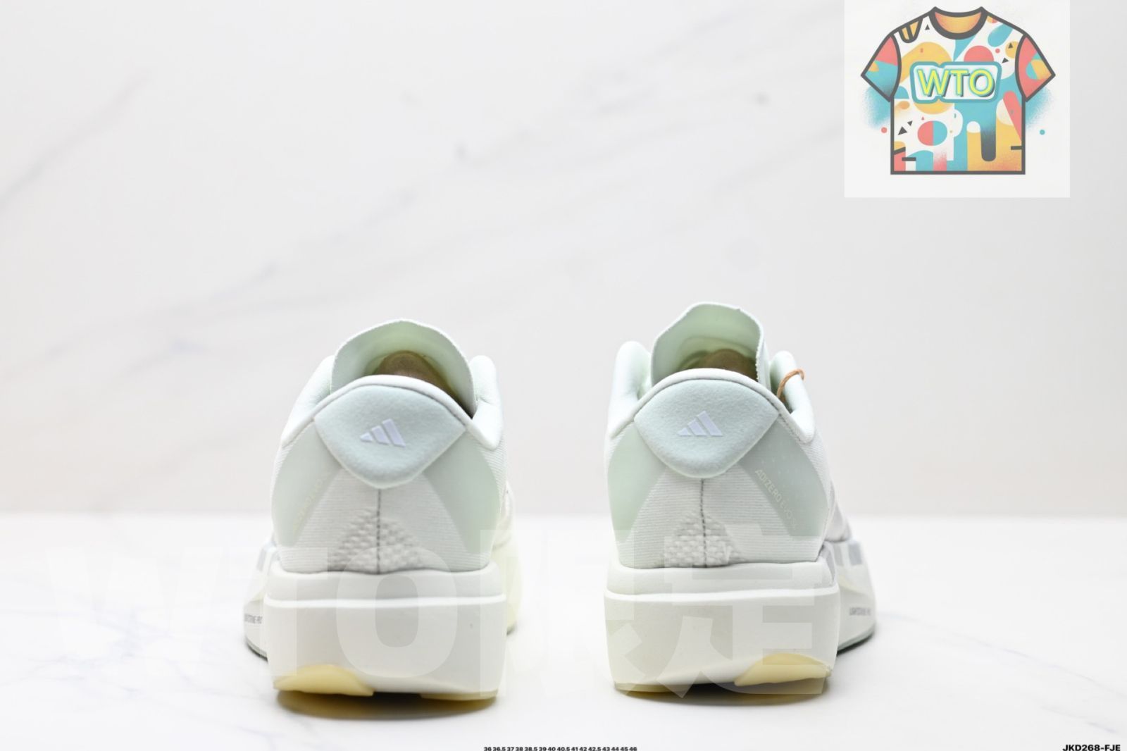 ランニングシューズ