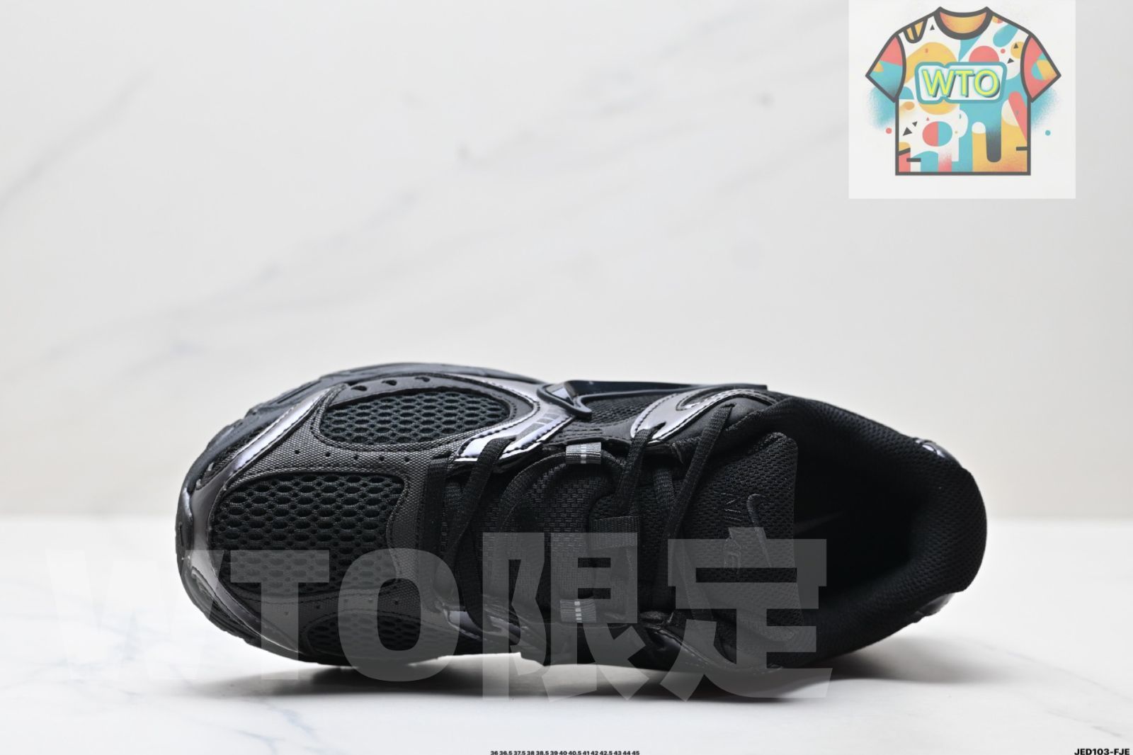 Nike V5 RNR ナイキ 快適でユニバーサルな滑り止め性能があり 摩耗に強いロートップカジュアルシューズ