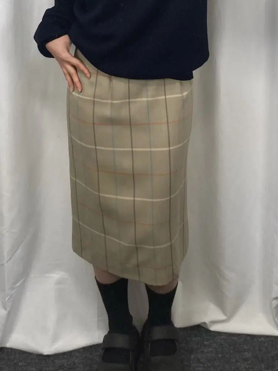 バーバリー ウール チェック ミディ スカート