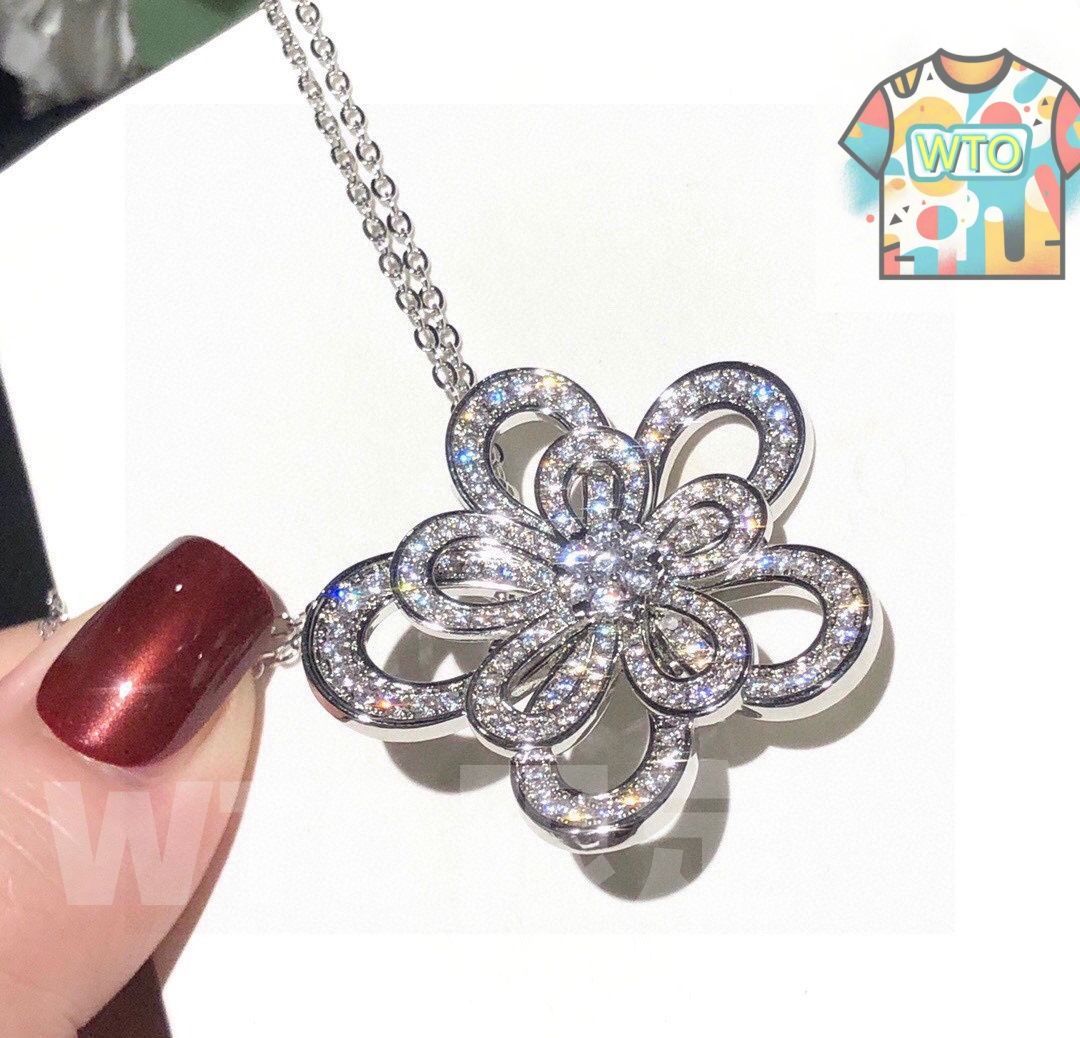 ヴァン クリーフ＆アーペルの花 クラシックブローチネックレス｜ ｜