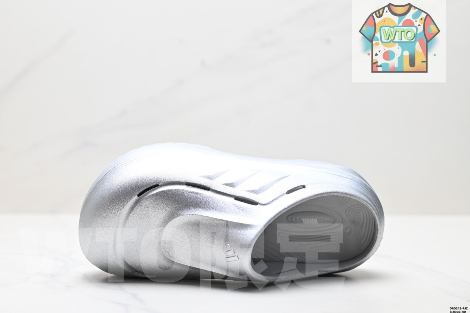 Adidas アディダス アディダス OZWAVE CLOG オゼーブ クログ ユニバーサル 快適 磨耗防止 滑り止め ヘッドカバー スリッパ