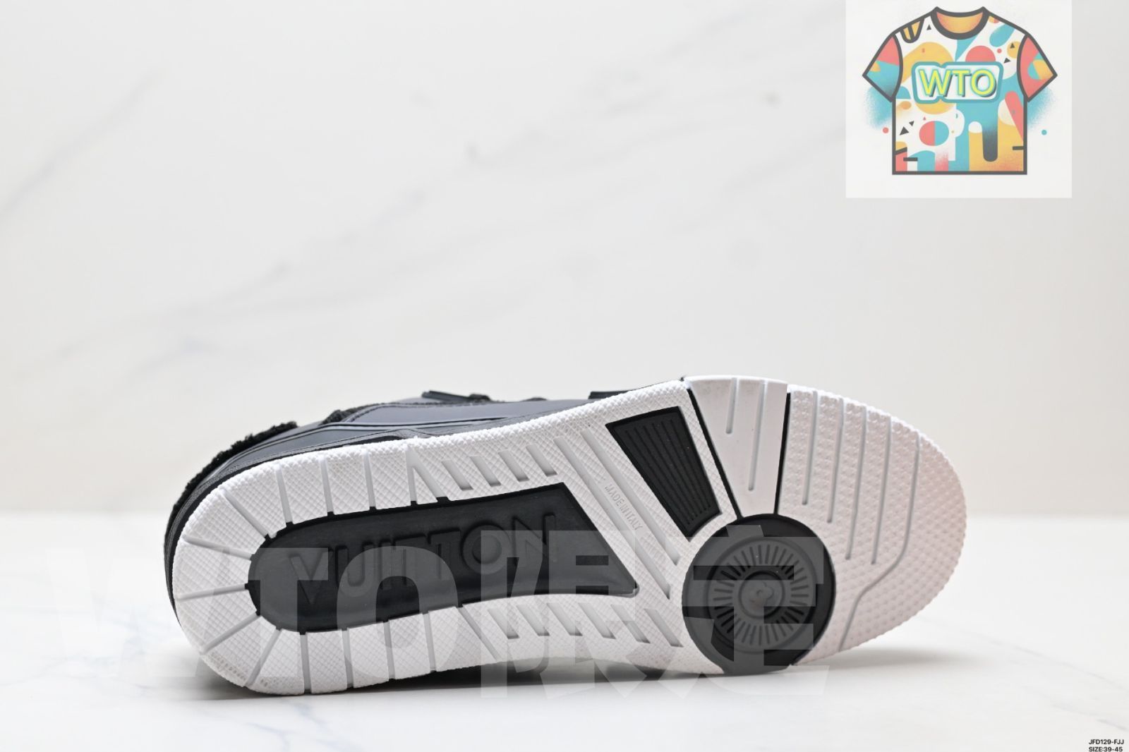  LV ルイヴィトン Louis Vuitton Trainer Sneaker Low レジャースポーツカルチャーユニセックススケートシューズ スニーカー 靴