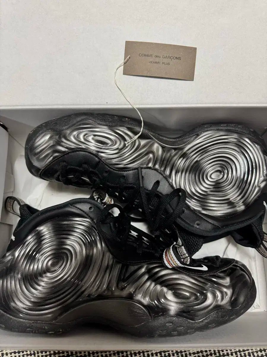 ナイキ コム デ ギャルソン エアフォームポジット 270