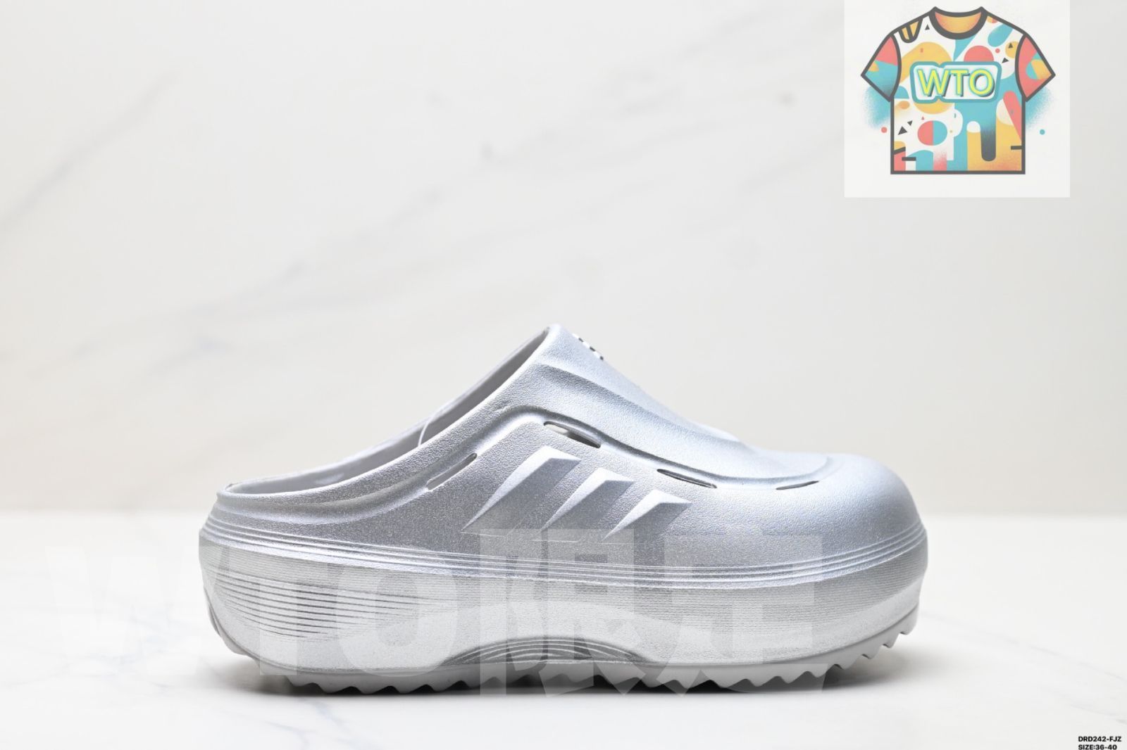 Adidas アディダス アディダス OZWAVE CLOG オゼーブ クログ ユニバーサル 快適 磨耗防止 滑り止め ヘッドカバー スリッパ