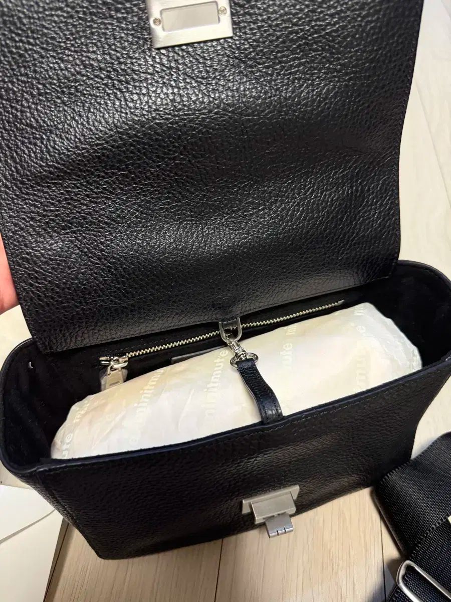 MINITMUTE フェレッティ ミニ ブラック