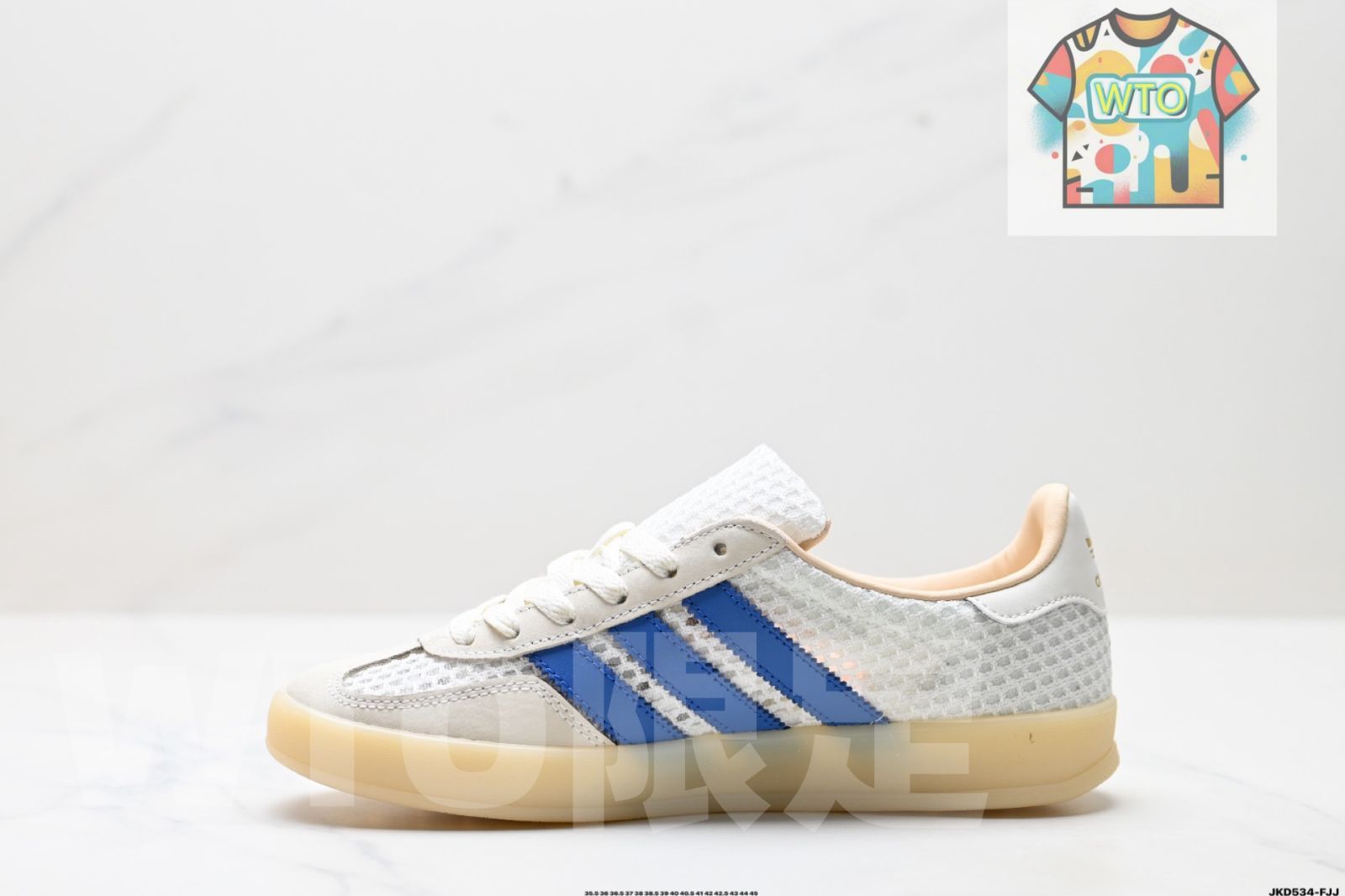 INdoor アディダス