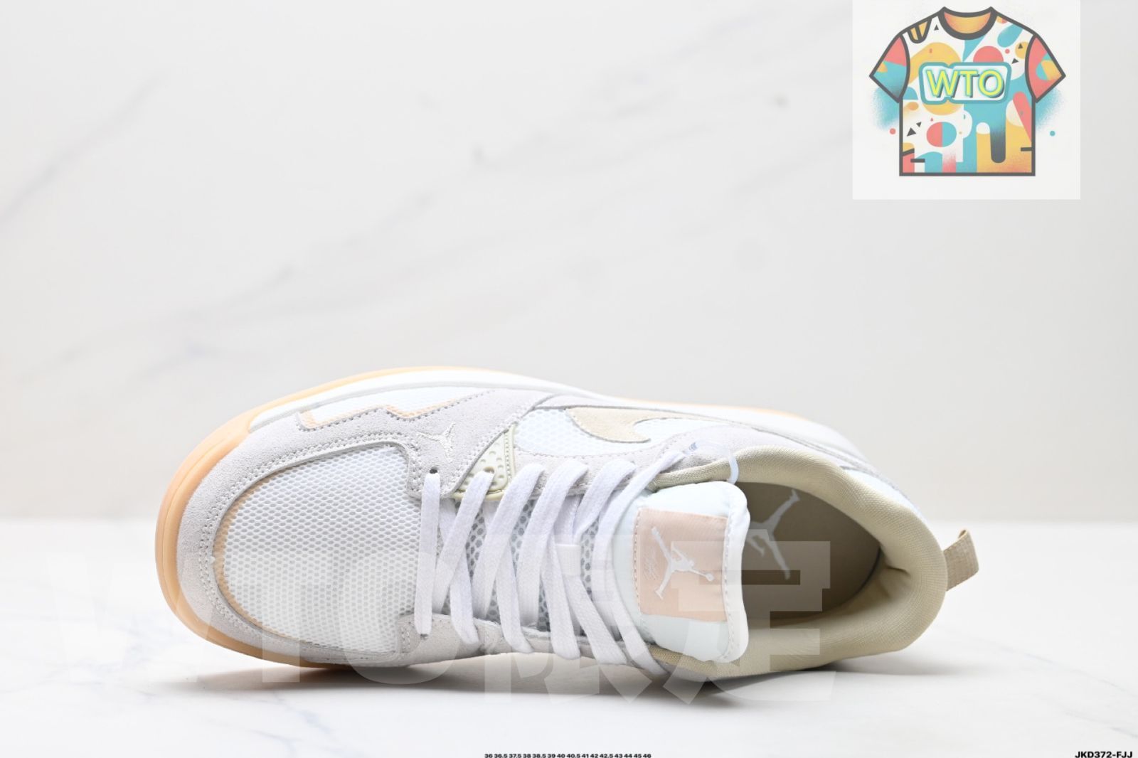 Nike Air Jordanナイキ エア ジョーダン CMFT エラ ナイキの快 でシンプルでユニバーサルな磨耗に強いロートップのレジャーシューズ