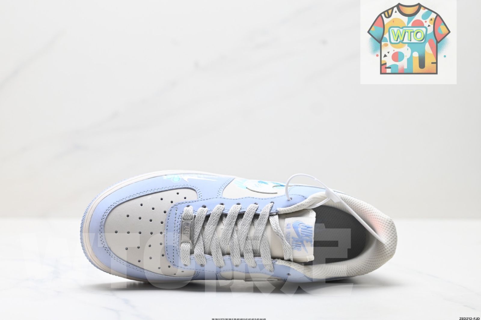 NIKE AIR FORCE 1‘07 は純正なロートップのエアフォース型を作り出しています -WTO輸入1