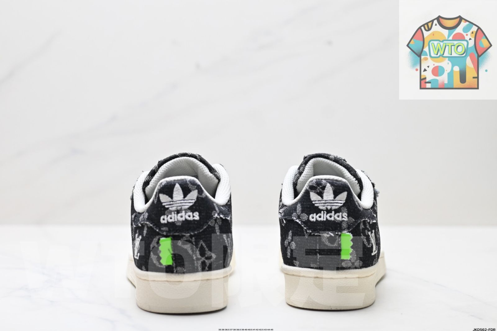 アディダス オリジナルズ