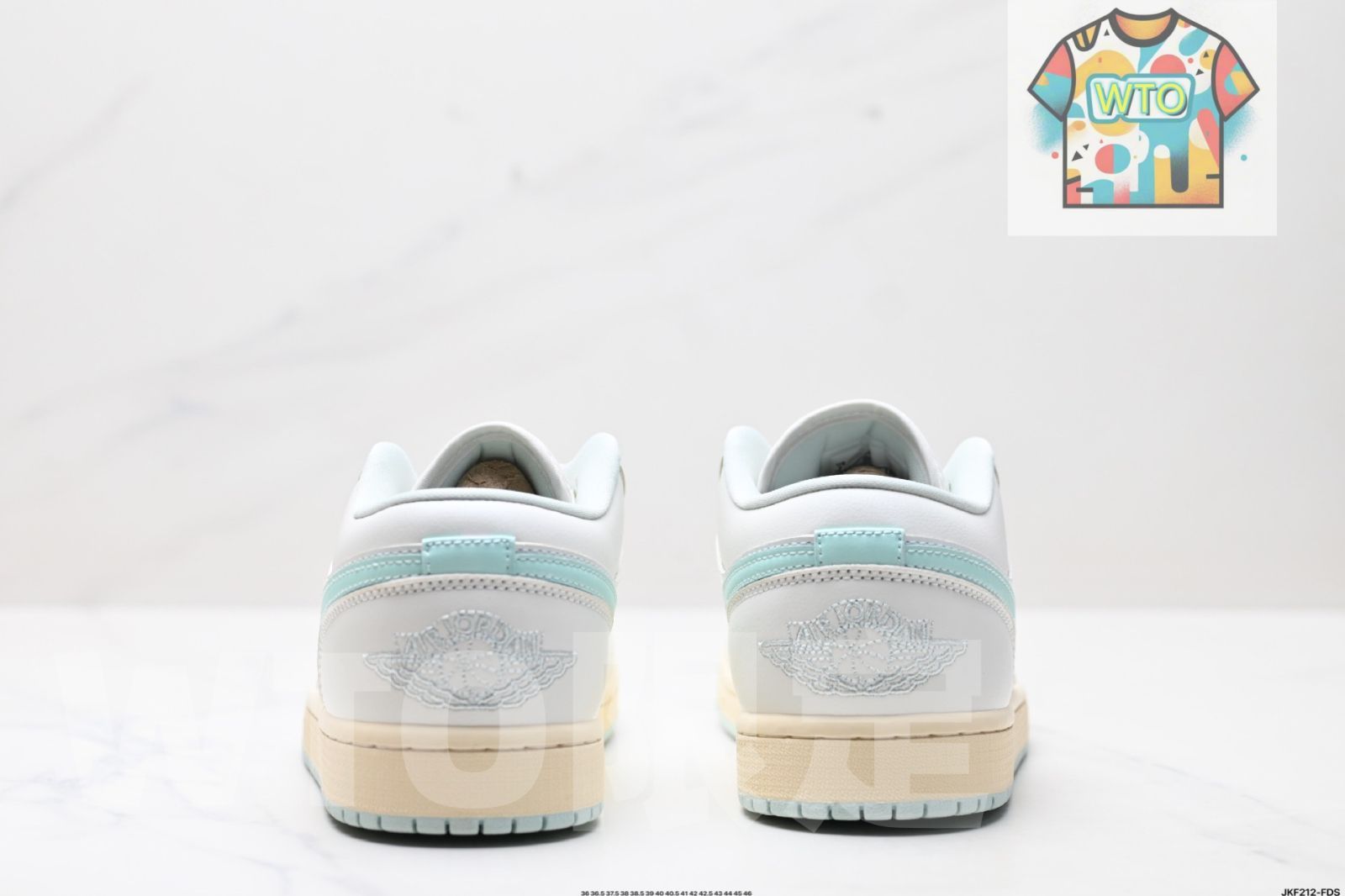  Nike Air Jordan 1 Low ナイキ エア ジョーダン ロー AJ のロートップレジャースケートシューズ スニーカー 靴