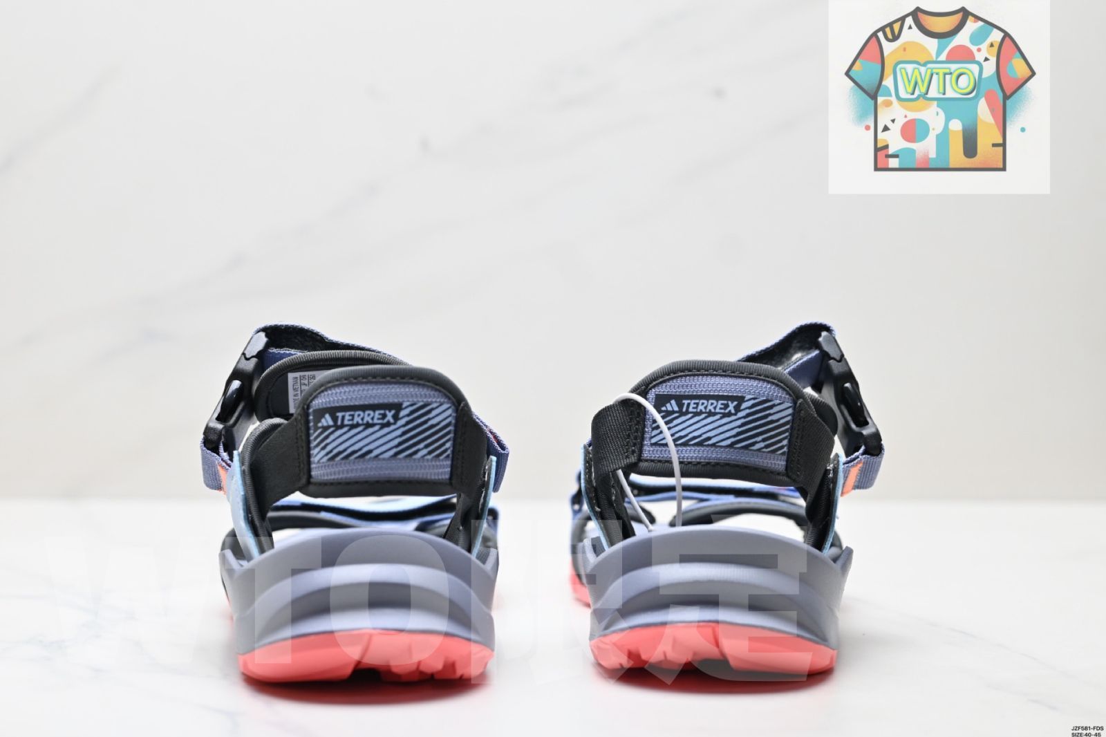 アディダス 男女兼用