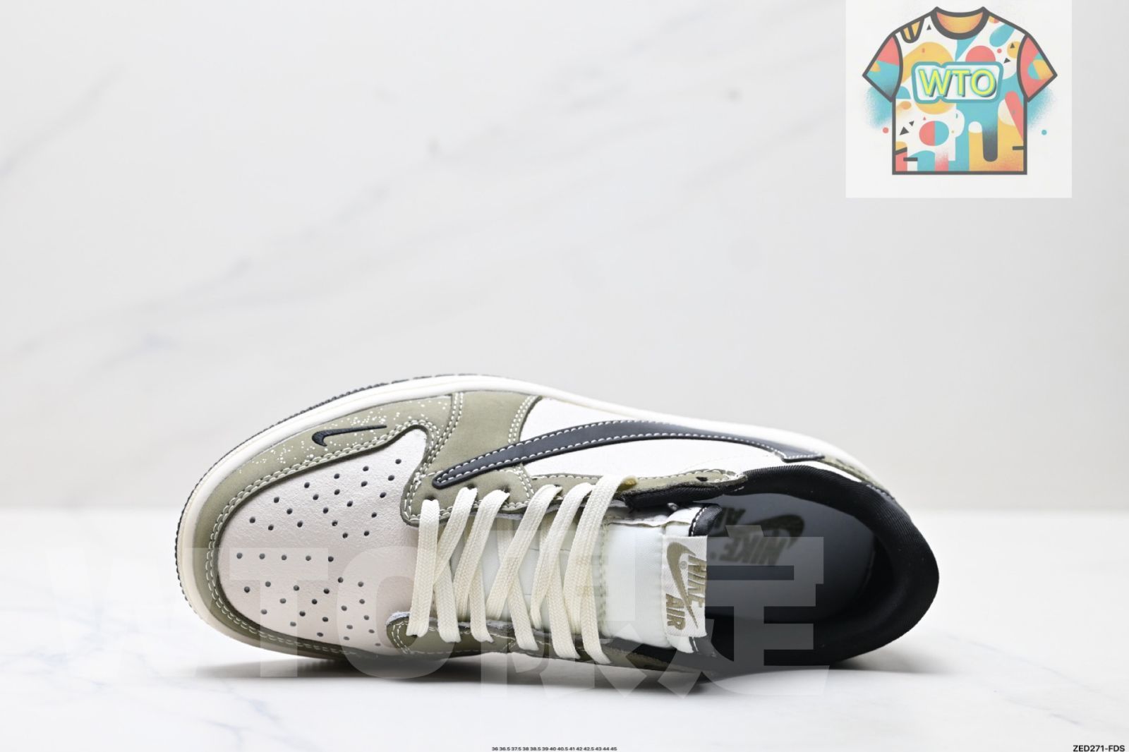 トラヴィス スコット × エア ジョーダン 1 ロー AJ の TS フラッシュコラボレーション逆フック低トップカルチャーバスケットボールシューズ