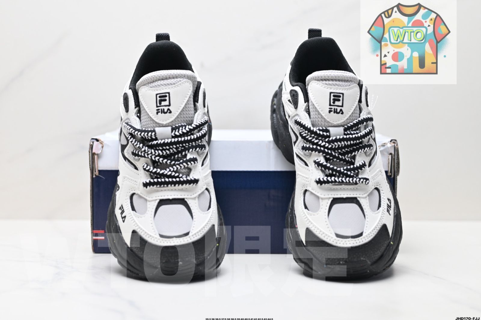 FERN 女子スポーツシューズ