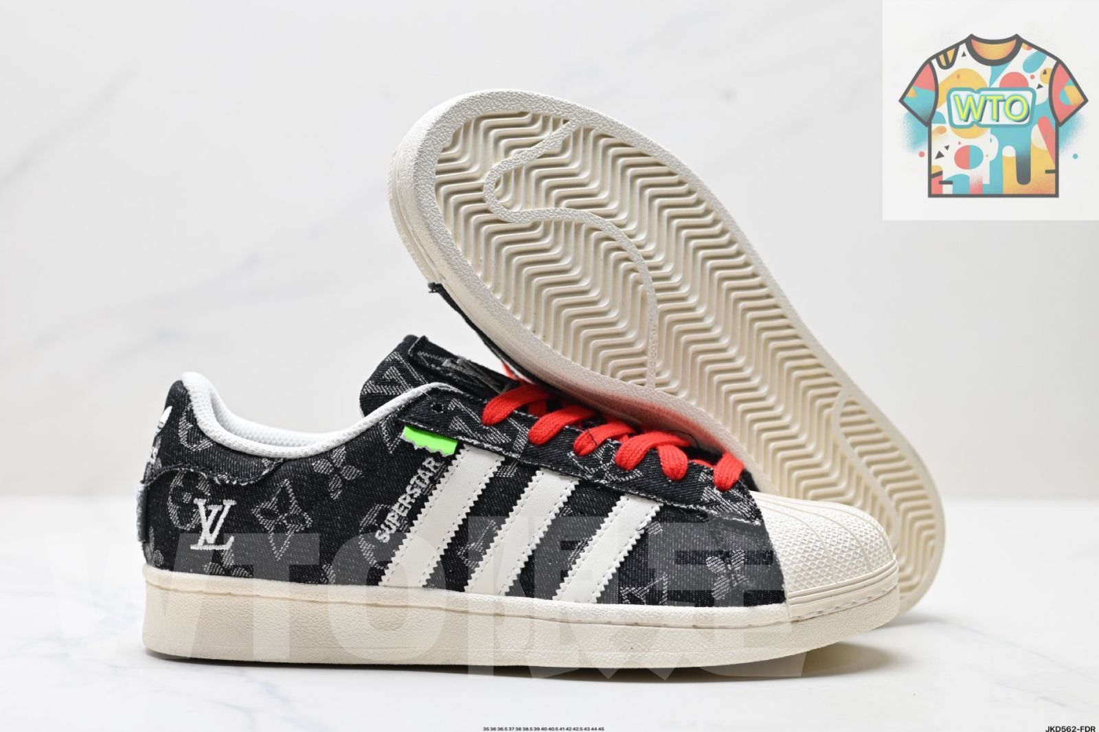 スポーツ スケートシューズ