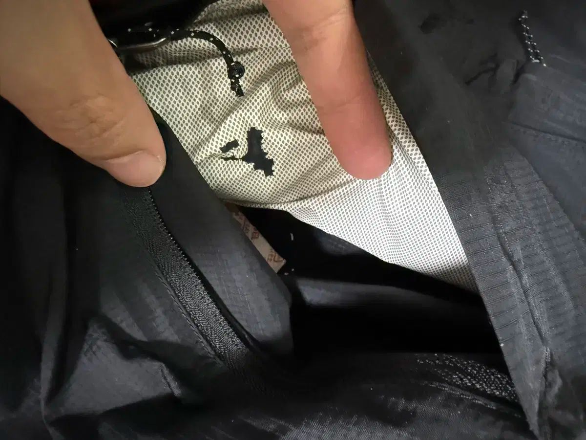 ウィンドブレーカー