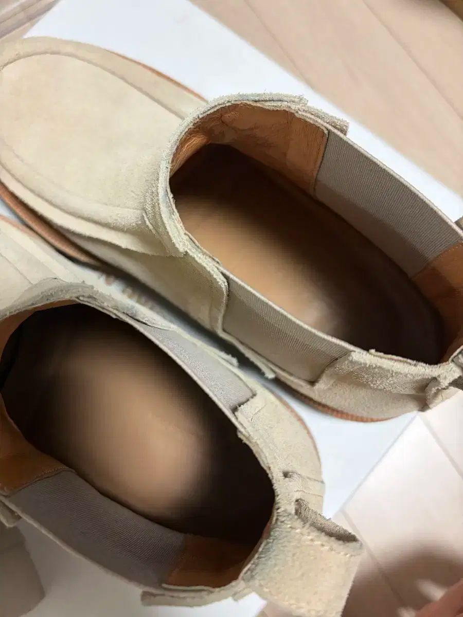 チェルシーブーツ