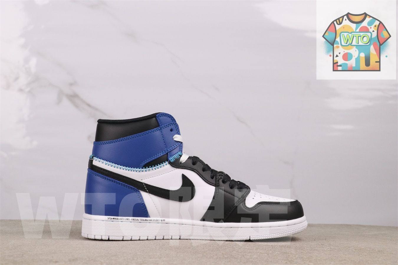 今日 Jordan エアジョーダン aj1 AJ1 エアジョーダン 1 High OG DZ5485-041 白藍雷電スプライス